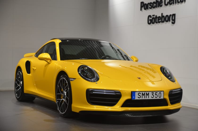 Bild 2 av Porsche 911 Turbo S / Saffron Yellow Metallic / Nyservad / PPF