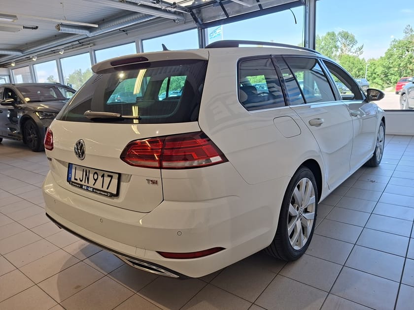 Bild 4 av Volkswagen Golf Sportscombi 1.4 TSI 150HK Drag Värmare Backkamera