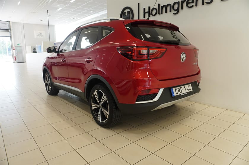 Bild 5 av MG ZS EV Luxury 45kWh Diamond Red