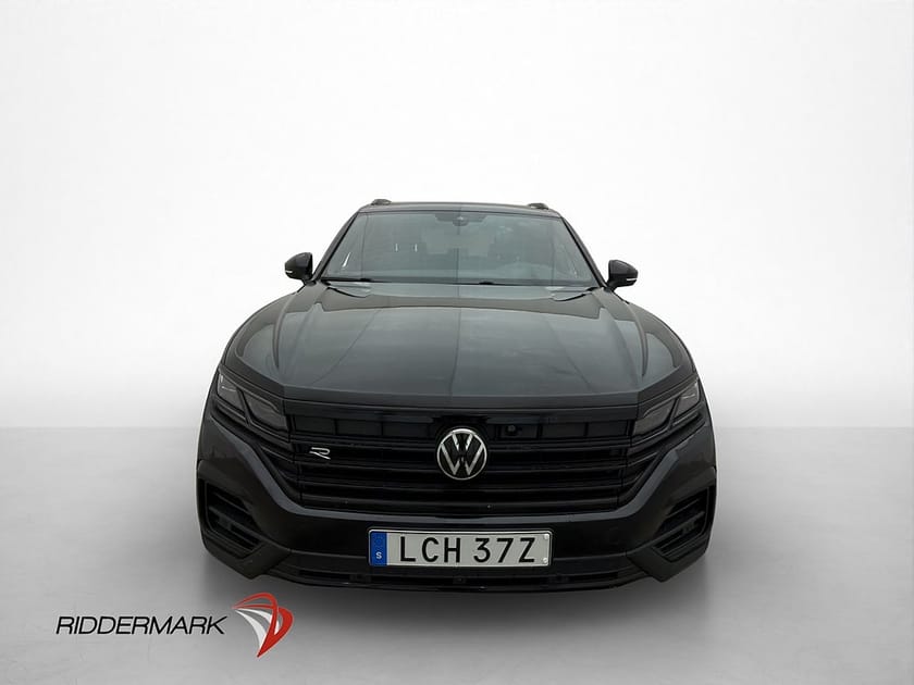 Bild 2 av Volkswagen Touareg R eHybrid V6 4M 462hk Pano Dynaudio