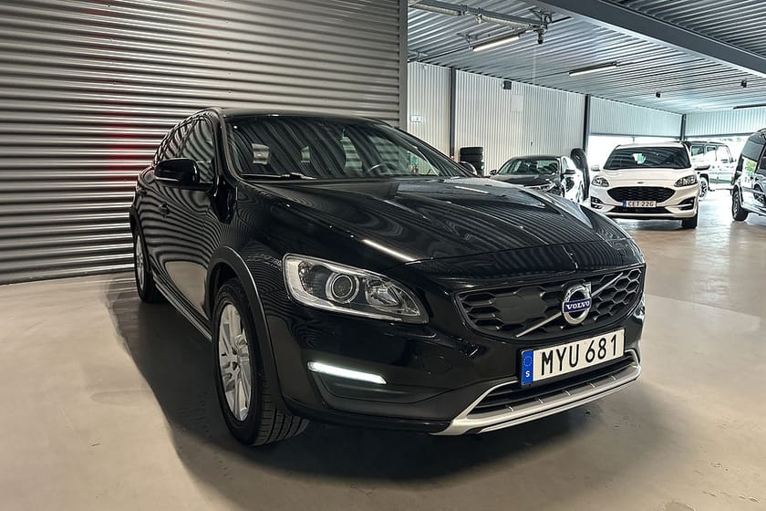 Bild 3 av Volvo V60 Cross Country D4 AWD Geartronic Business Advanced Värmare Drag Euro 6