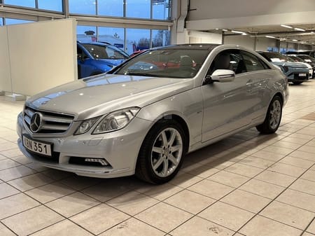 Mercedes-Benz E 350 Coupé CGI BE BLUEEFFIENCY 7G-TRONIC 292HK