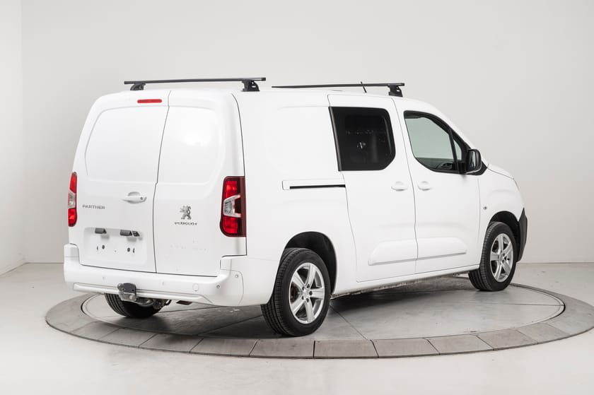Bilde 4 av Peugeot Partner Mester Pluss 1,5 HDi 130hk L2 aut Auksjon! Les tekst!