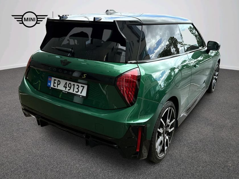 Bilde 5 av MINI Cooper SE JCW Trim, Package XL