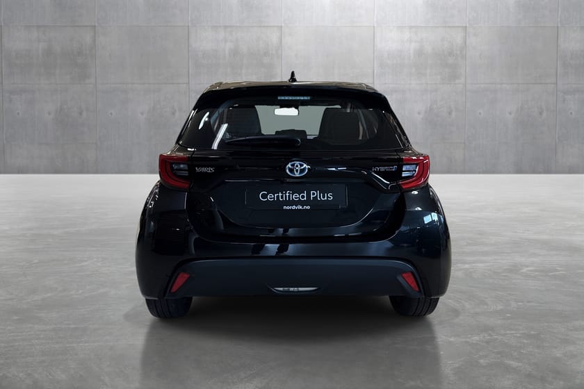 Bilde 4 av Toyota Yaris Hybrid Lav km, Hybrid, 1,95% rente
