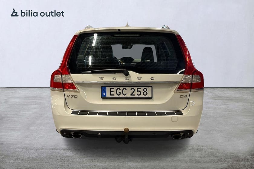 Bild 4 av Volvo V70 D4 Summum Euro 6 /VOC / Elstol /Dragkrok/Kamrem Bytt-24