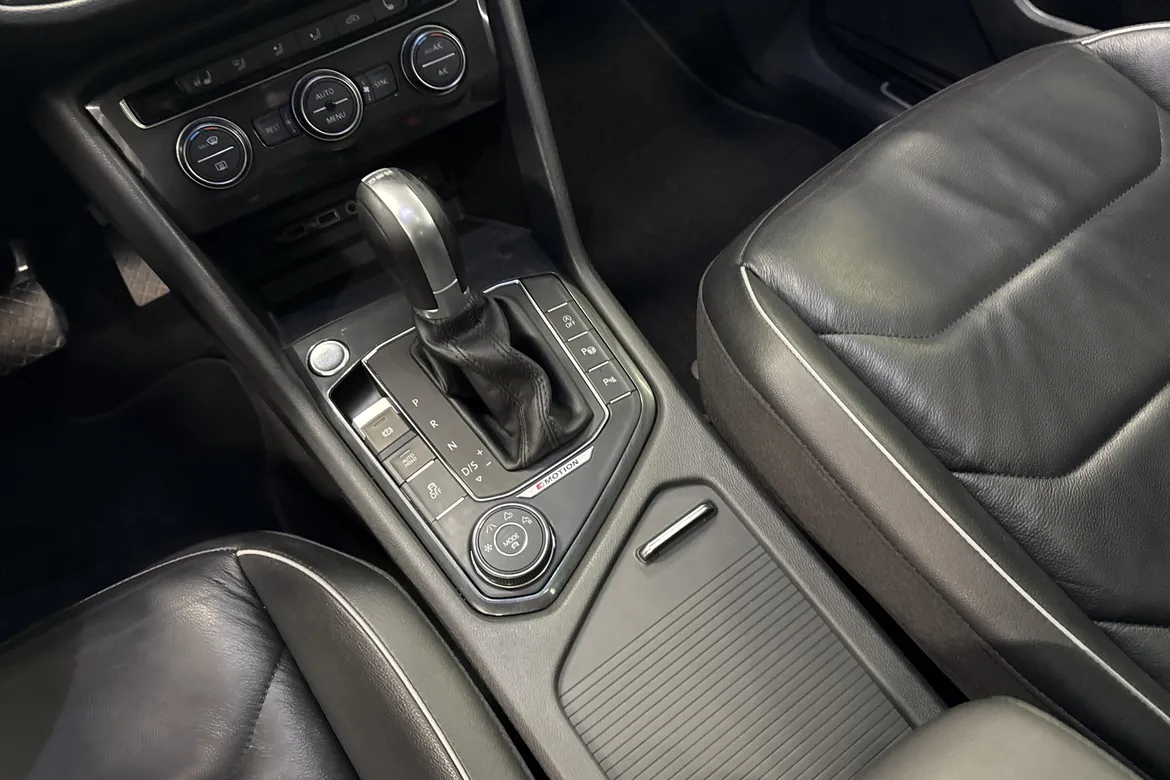 picture of a car