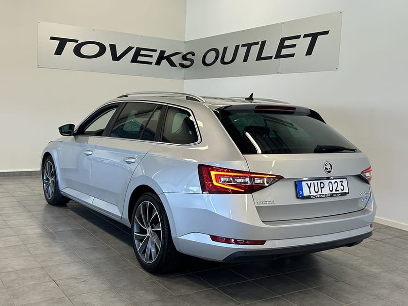 Bild 4 av Škoda Superb Kombi L&K TDI 190hk 4X4 Aut/drag