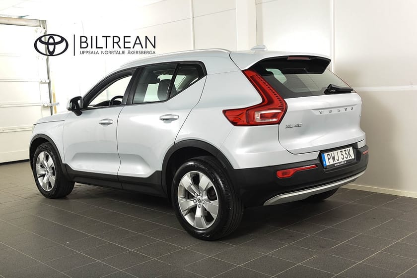 Bild 3 av Volvo XC40 T4 AWD Aut Momentum Advanced Kamera Navi Rattvärme BT