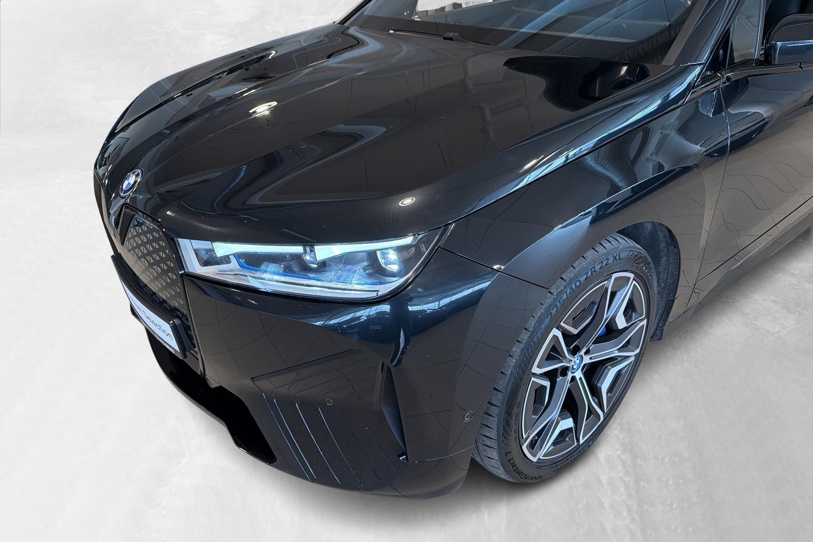 BMW iX xDrive50, 524hk, 2022