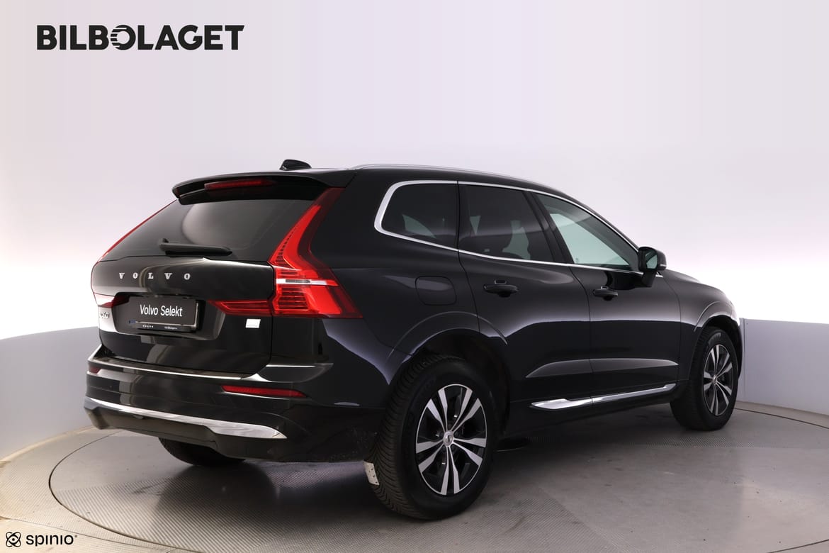 Volvo XC60 2023 - miniatyr 3