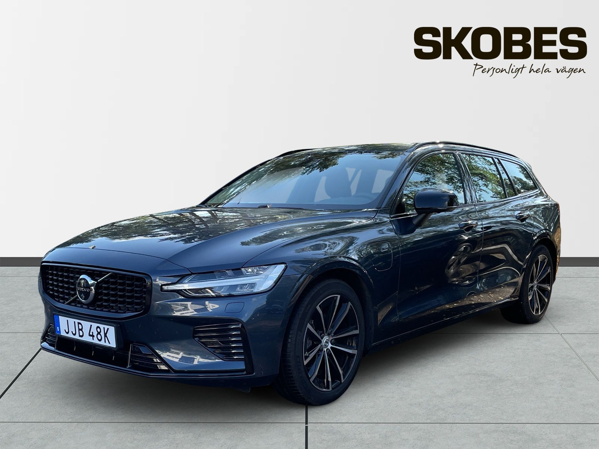 Volvo V60 T6 Plus Dark Nordic Edition 2026, bild 3/3