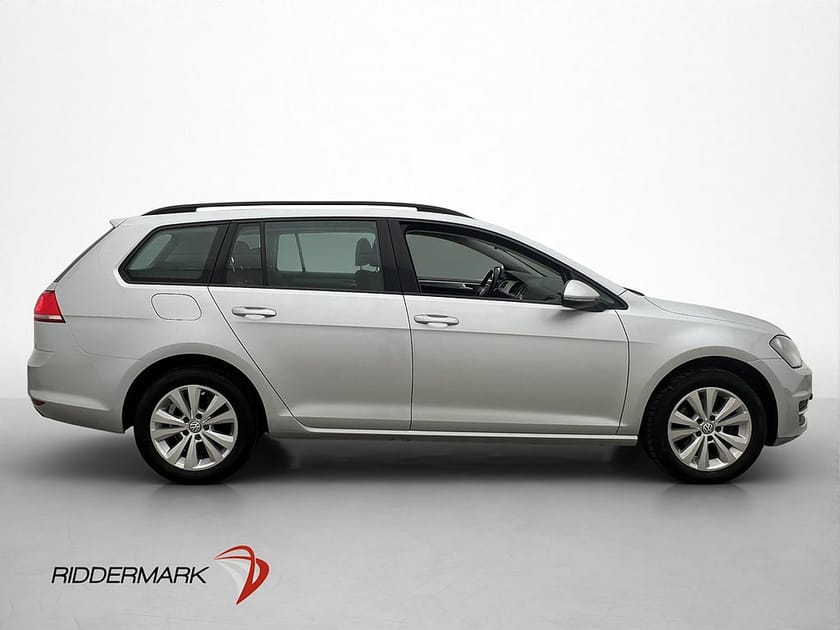 Bild 4 av Volkswagen Golf Sportscombi 1.2 M-Värm Drag CarPlay Sensorer