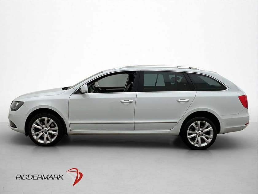 Bild 4 av Škoda Superb Kombi Skoda 2.0 TDI Elegance Drag Navi Sensorer 0,57l/mil