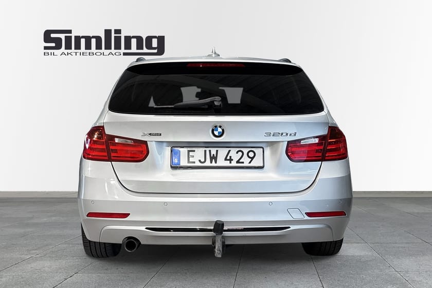 Bild 4 av BMW 320d xDrive Touring Auto Sport line / V-hjul / Dragkrok