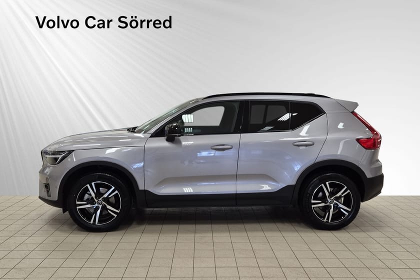 Bild 3 av Volvo XC40 B3 FWD Bensin Plus Dark