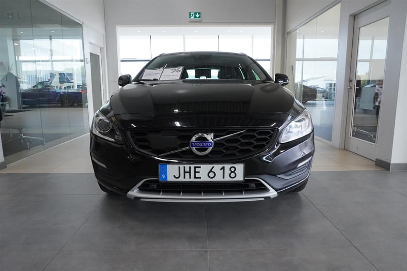 Bild 3 av Volvo V60 Cross Country D4 Drag Adaptiv Farthållare Kurvljus Läder Navigation