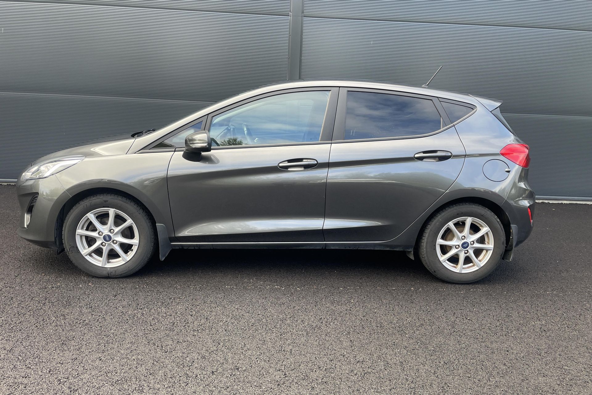 Ford Fiesta 1.0 EcoBoost 2019, bild 3/10