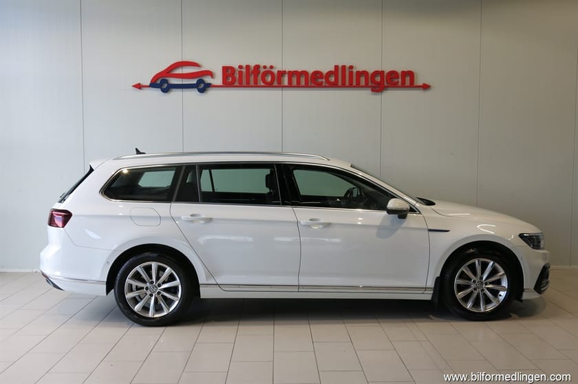 Bild 2 av Volkswagen Passat Sportscombi GTE 218hk Drag Värmare Navi V-Hjul
