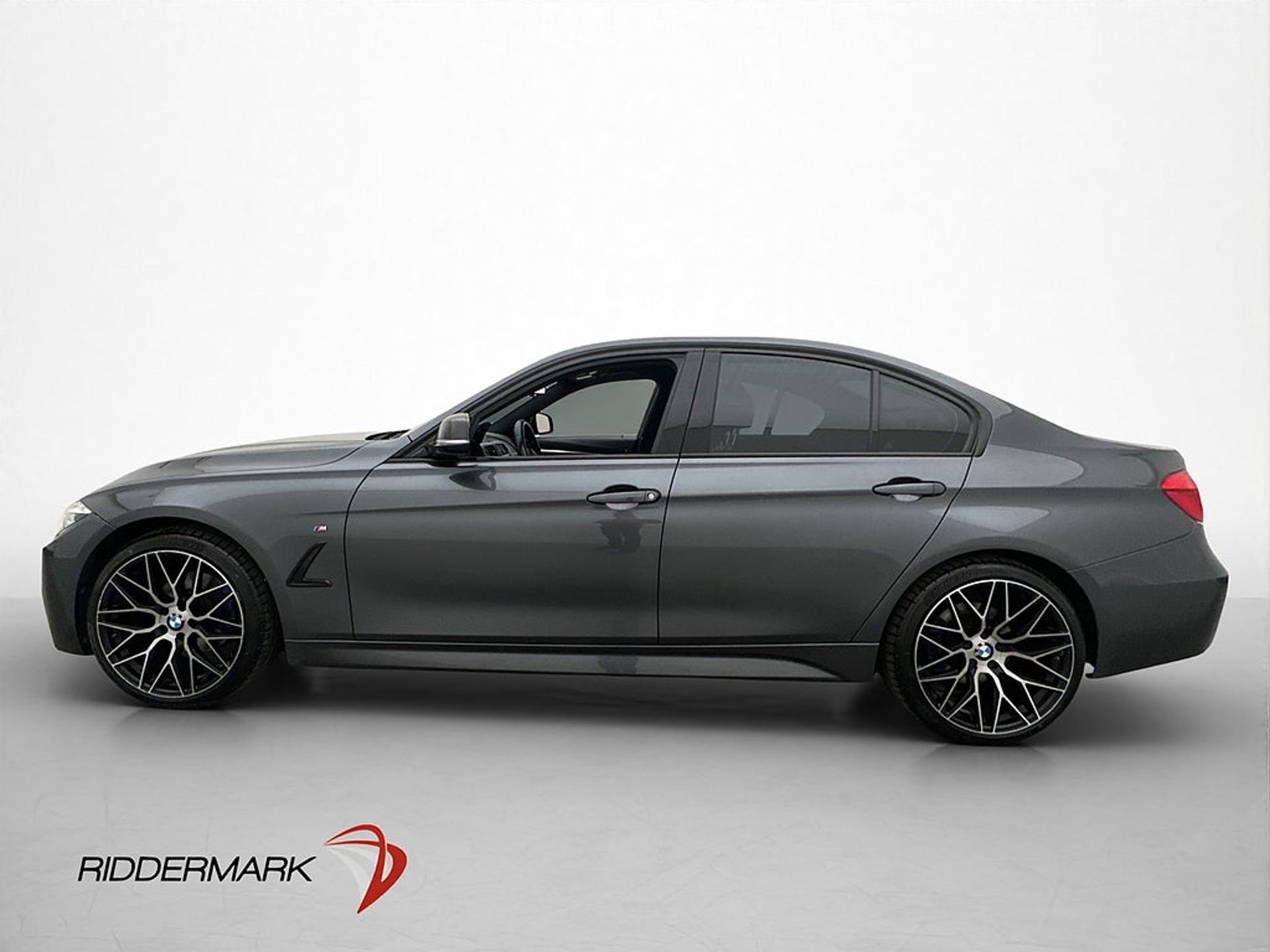 BMW 320 d Sedan 190hk M-Sport 2018, bild 4/10