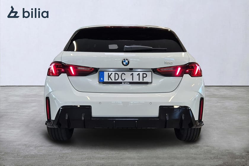 Bild 2 av BMW 120 M Sport Panorama 19" Harman Kardon Driving Assistant