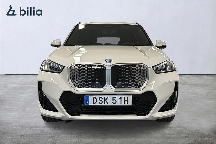 Bild 5 av BMW iX1 xDrive30 xDrive 30 M Sport Active Edition | Drag | Backkamera