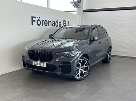 BMW X5 xDrive45e iPerformance M Sport Panorama HeadUp HiFi Drag KomfortStol