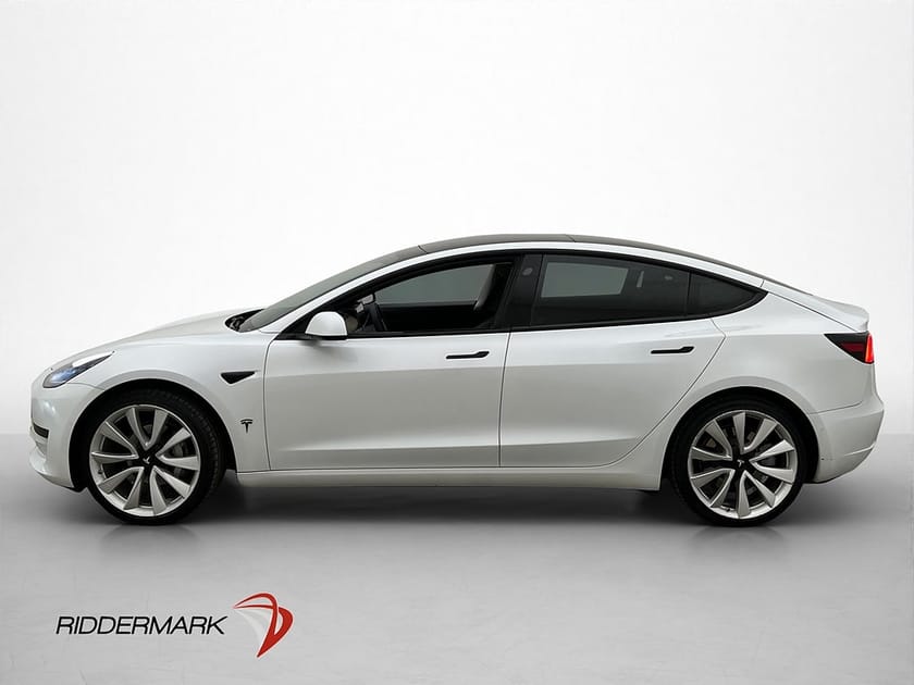 Bild 5 av Tesla Model 3 Standard Range Plus 325hk Drag Pano SvSåld
