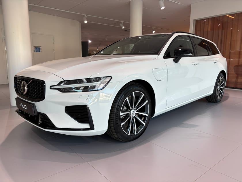 Bild 1 av Volvo V60 T6 Plus Dark Nordic Edition