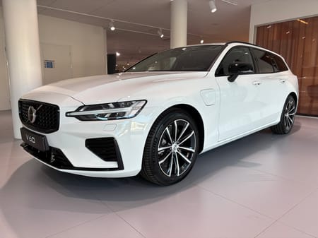 Volvo V60 T6 Plus Dark Nordic Edition