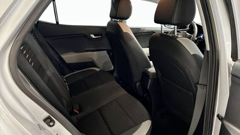 Bild 5 av Kia Stonic 1.0 T-GDI 120 HK DCT ADVANCE PLUS, GRAY PAC