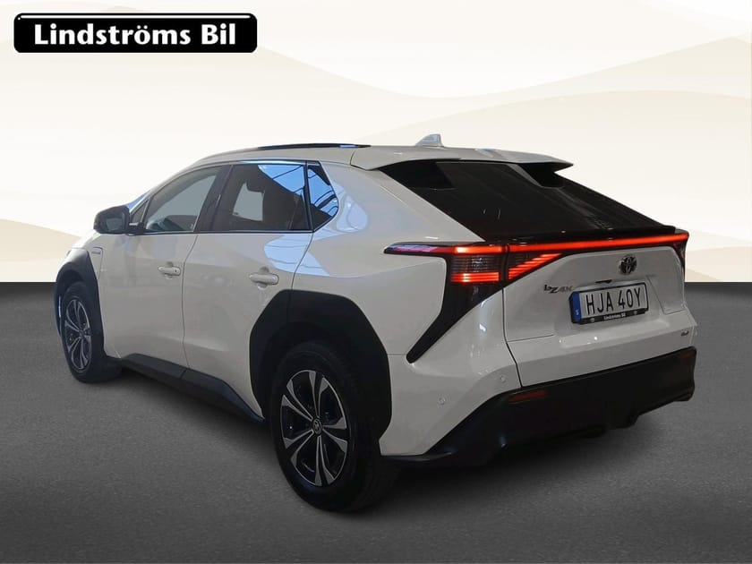 Bild 4 av Toyota bZ4X