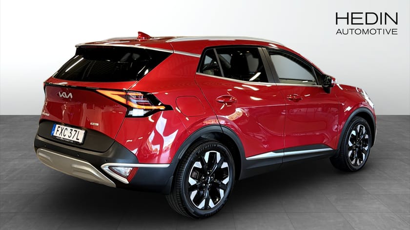 Bild 2 av Kia Sportage PHEV SUV AWD 265 hk 360-kamera H&K Drag Rattvärme Navi