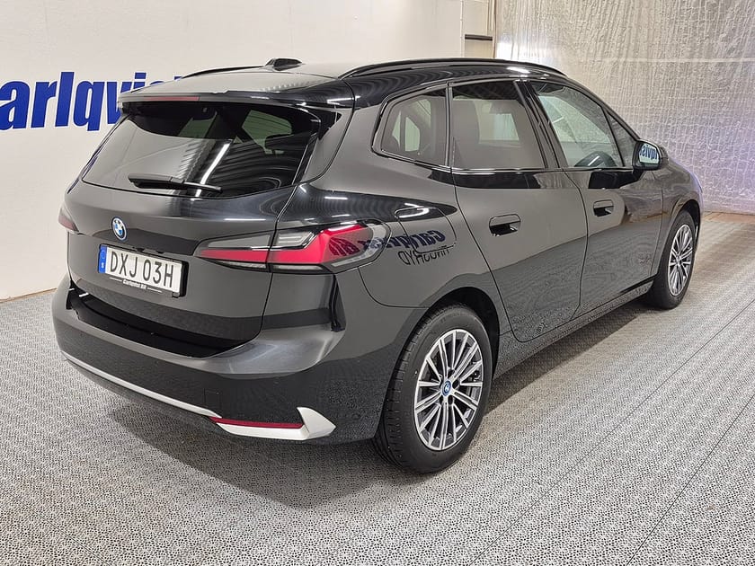 Bild 4 av BMW 225e xDrive Active Tourer 225 E 245HK 4x4 Läder