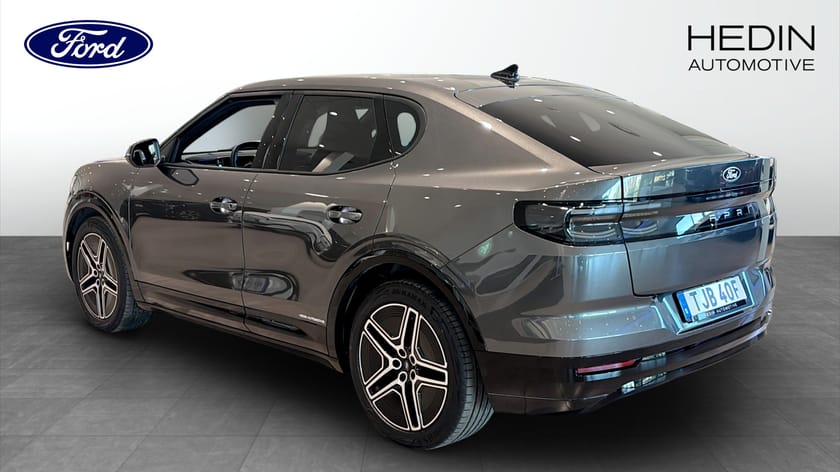 Bild 2 av Ford Capri EV Extended Range RWD PREMIUM LONG 286HK Demobil