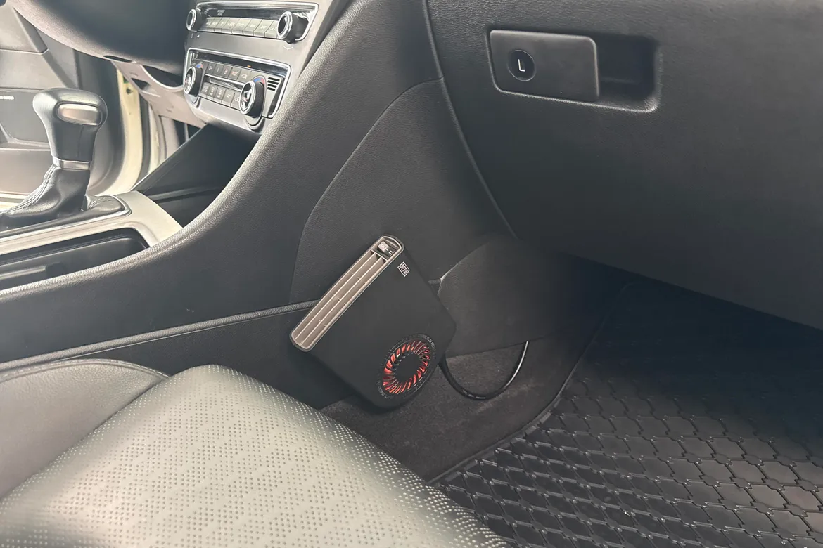 picture of a car