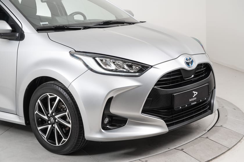 Bilde 3 av Toyota Yaris Hybrid
