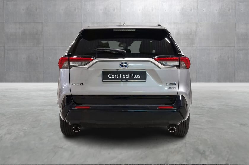 Bilde 4 av Toyota RAV4 Plug-in Hybrid Active Tech AWD-i I 75 km WLTP
