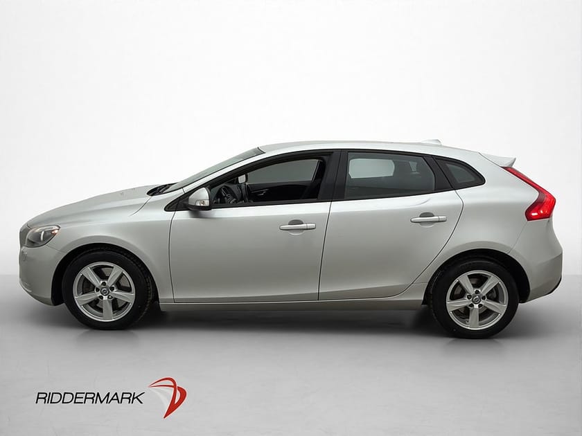 Bild 5 av Volvo V40 D3 150hk Kinetic Värmare Farthållare Bluetooth