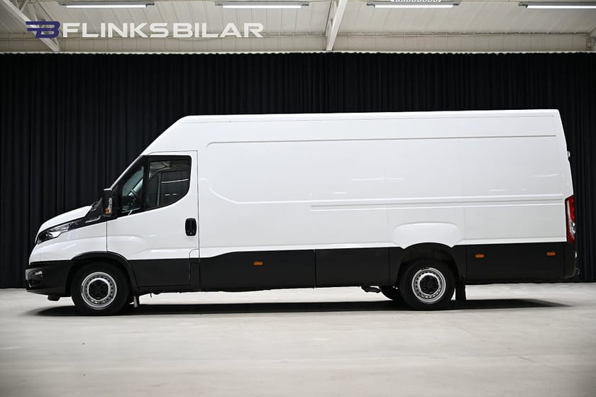 Bild 2 av Iveco Daily 35-140 Van 136HK XXL-Skåp L4|Automat|Drag|Webasto|Leasebar