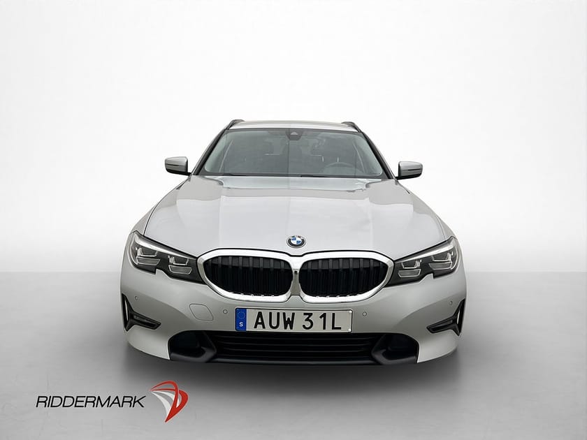 Bild 2 av BMW 330e xDrive Touring 330 Sport line Plug-in hybrid 292hk Drag Cockpit