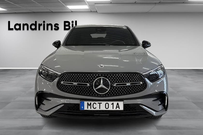 Bild 2 av Mercedes-Benz GLC 220 d Coupé 4MATIC AMG Line Premium