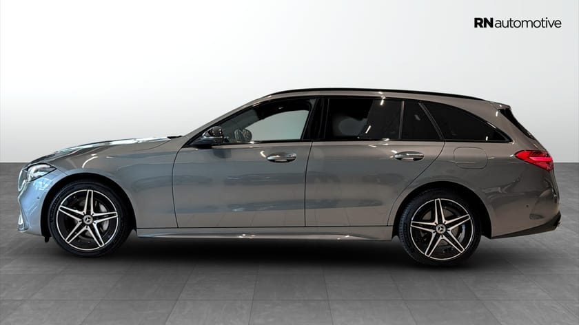 Bild 2 av Mercedes-Benz C 300 T e 300E | AMG | 360° |