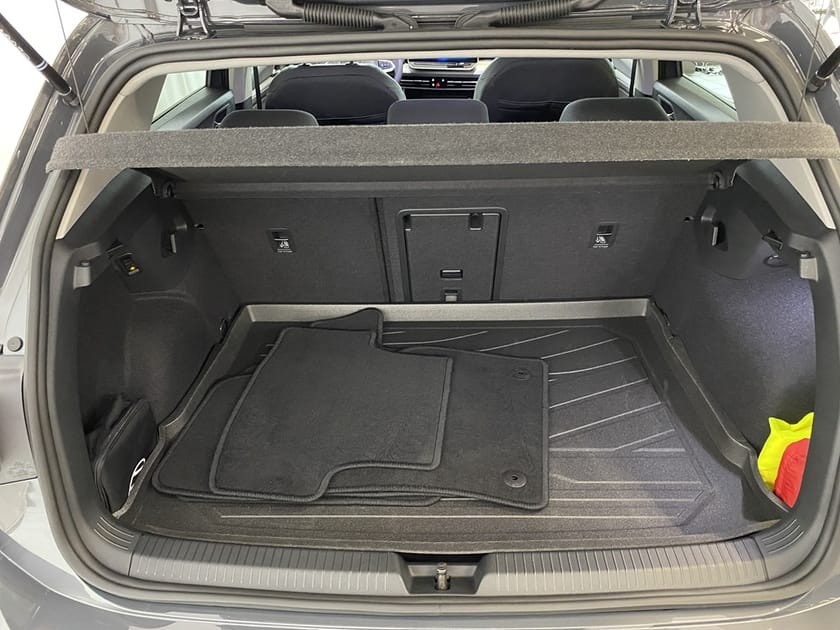 Bild 5 av Volkswagen Golf LIFE 1.5 ETSI 150 HK DSG