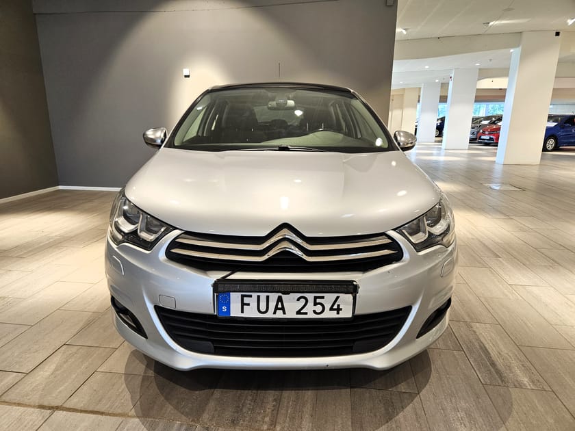 Bild 3 av Citroën C4 1.2 110hk PureTech | V-hjul Panorama Farthållare