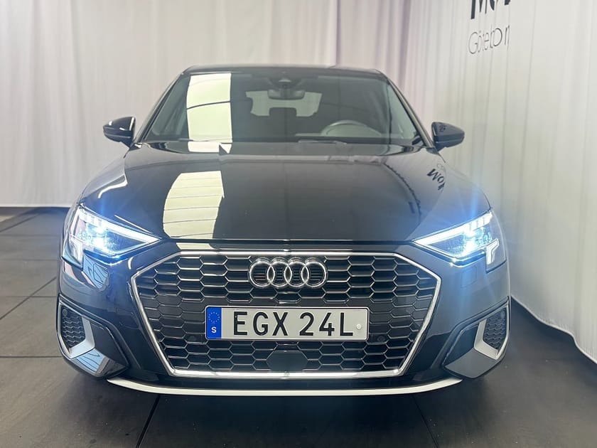 Bild 3 av Audi A3 Sportback 35 TFSI Proline Värmare/B-kamera/Evo pkt/18"