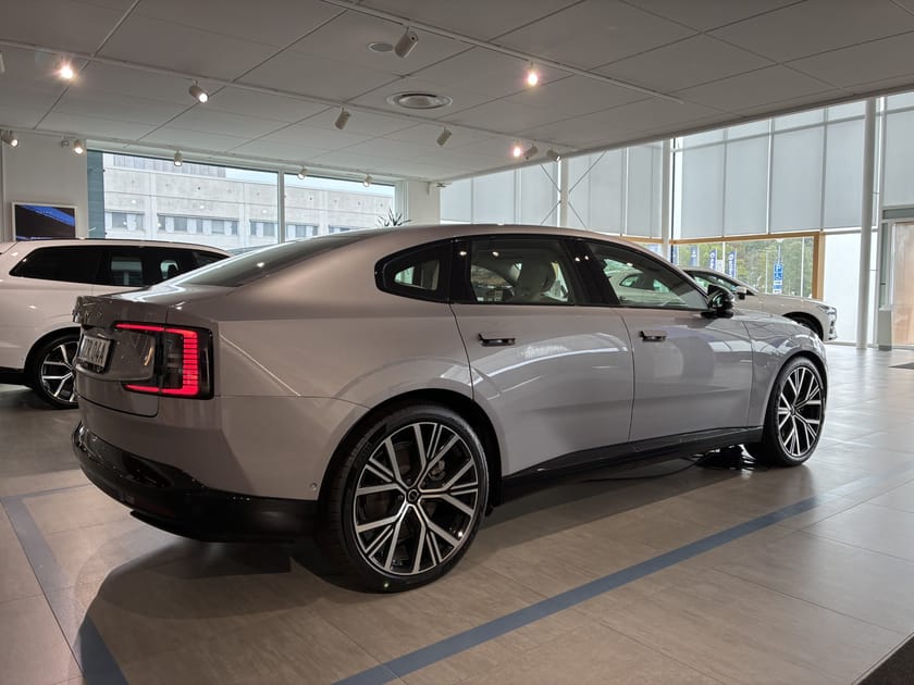 Bild 2 av Volvo ES90 Single Motor Extended Range Ultra