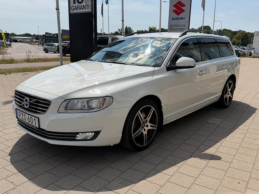 Bild 1 av Volvo V70 D4 AWD Momentum 181 hk