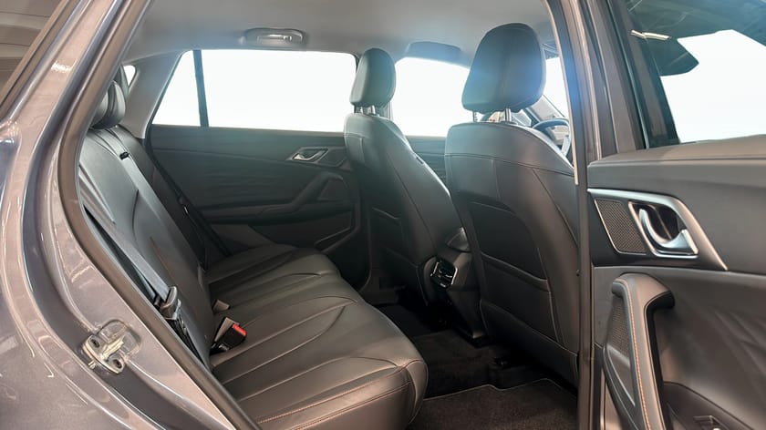 Bild 5 av MG HS PHEV LUX (307hk) 360-KAMERA / NAVI