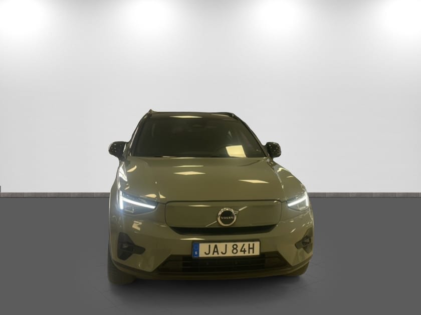 Bild 2 av Volvo XC40 Recharge Twin inkl. v-hjul och dragkrok
